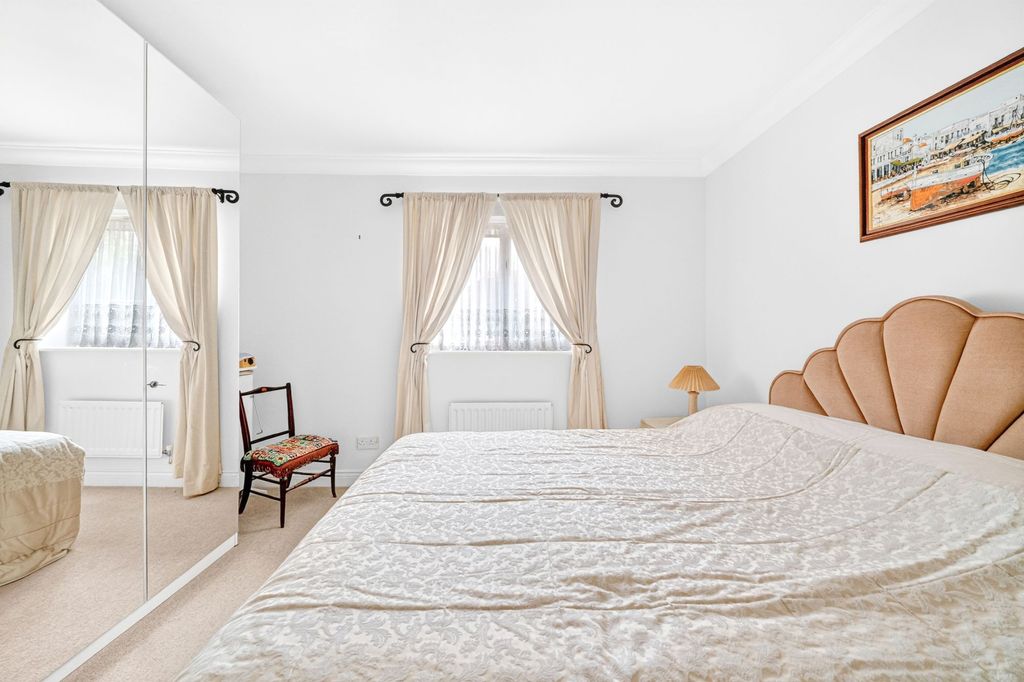 Additional image 16 of 5 bed detached house for saleCampion Gardens, Woodford Green IG8