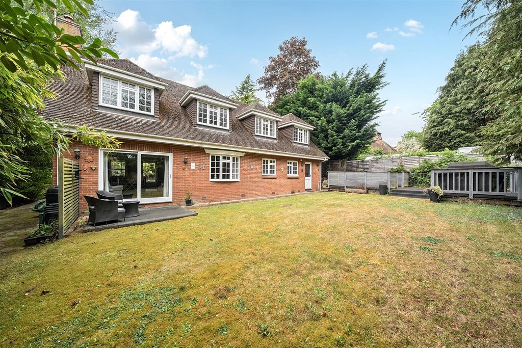Additional image 16 of 4 bed detached house for saleCarrick Lane, Yateley, Hampshire GU46