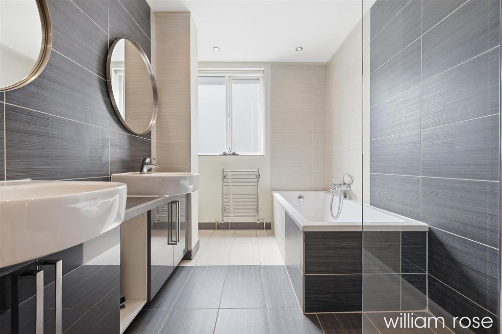 Additional image 24 of 5 bed detached house for saleMonkhams Lane, Woodford Green IG8