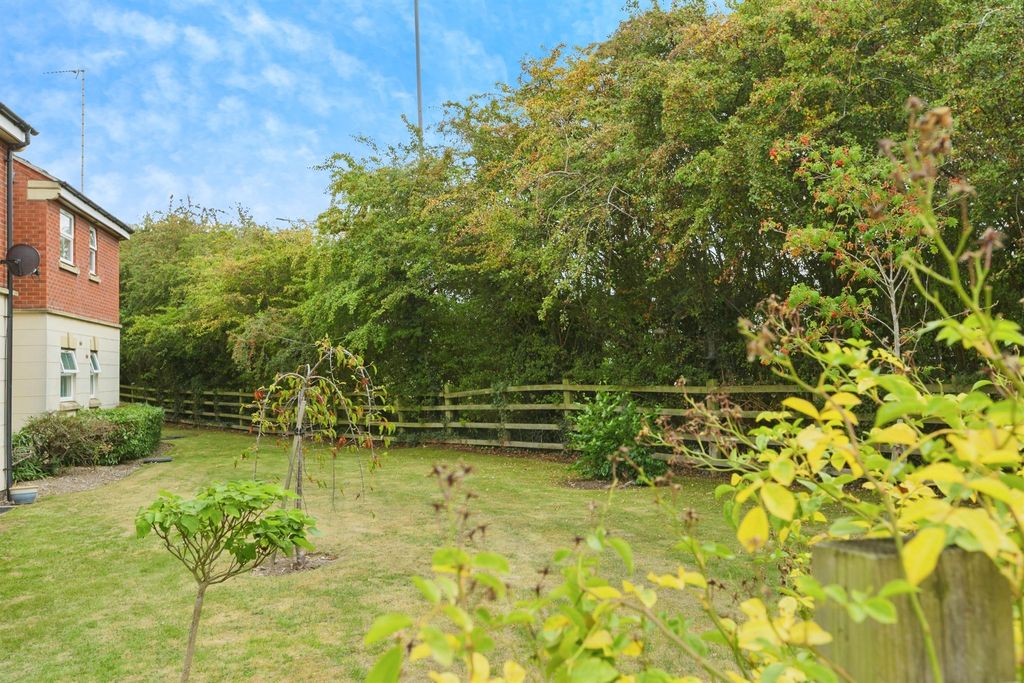 Additional image 14 of 2 bed flat for saleLoughland Close, Blaby, Leicester LE8