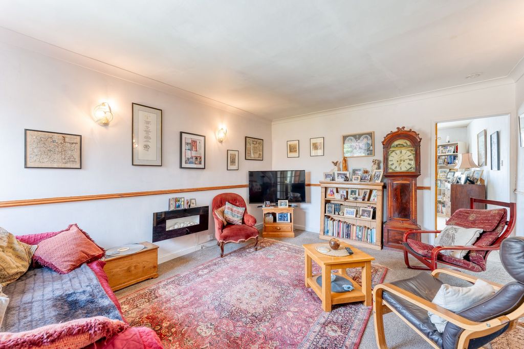 Additional image 7 of 4 bed flat for saleGateford Road, Worksop S81