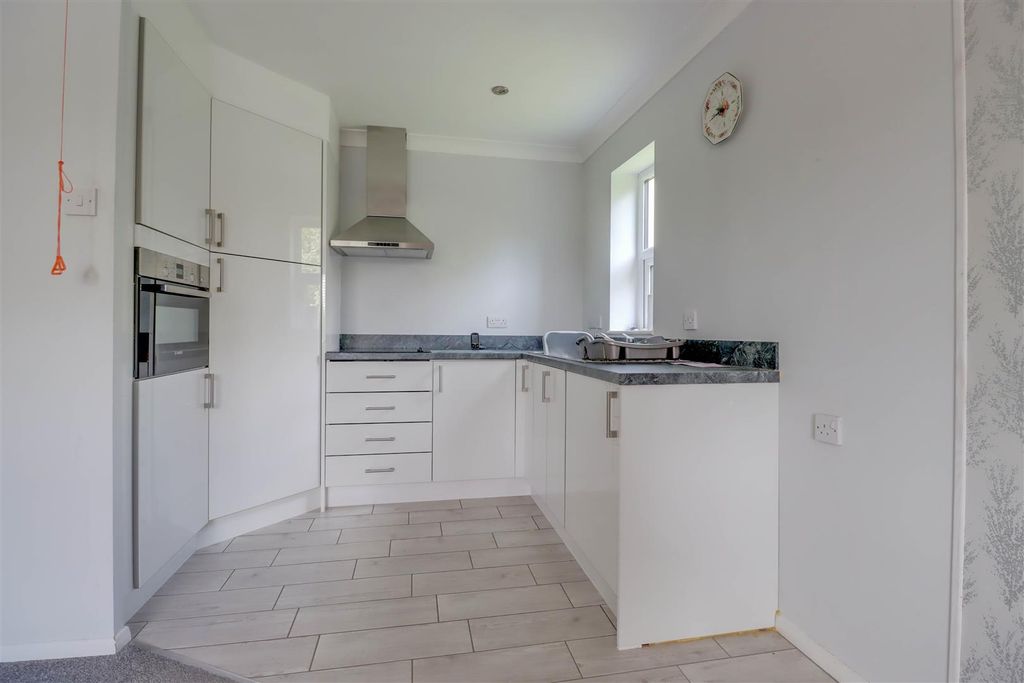 Additional image 2 of 2 bed flat for saleStilemans, Wickford SS11