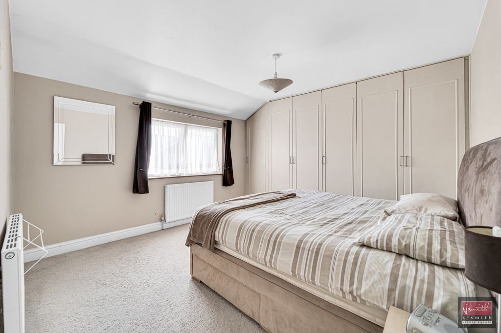 Additional image 6 of 4 bed detached house for saleWarwick Road, Ashford TW15