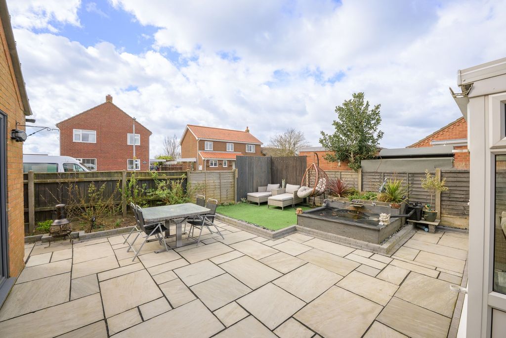 Additional image 14 of 3 bed detached bungalow for saleRobinson Avenue, Alford LN13