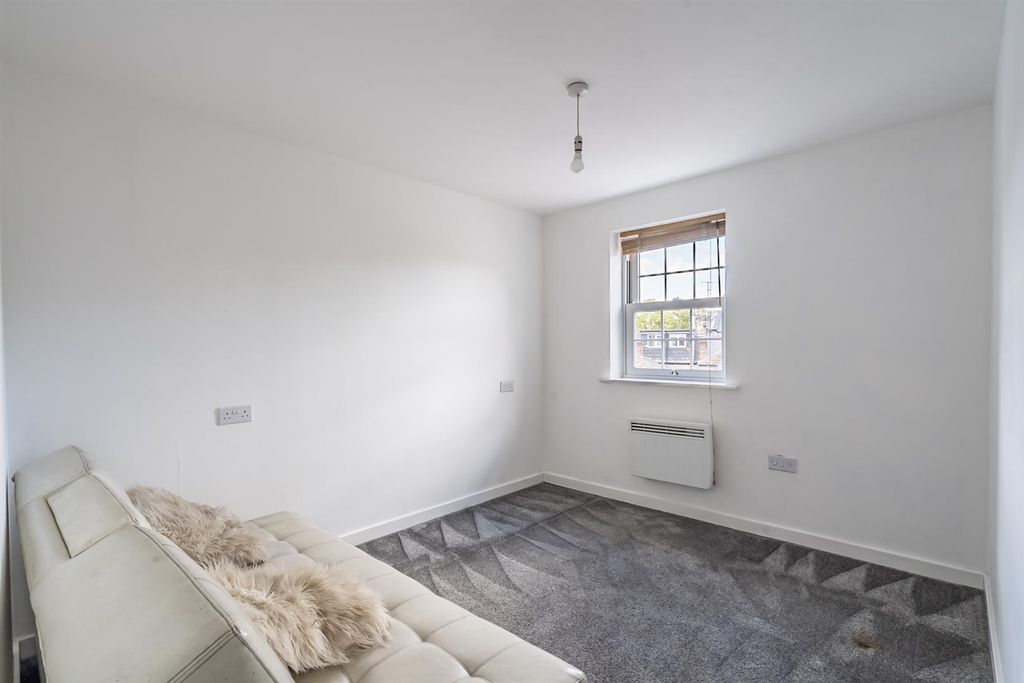 Additional image 7 of 2 bed flat for saleDennison Street, York YO31