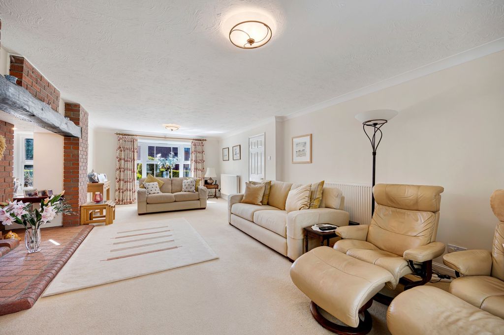 Additional image 8 of 5 bed detached house for saleYork Crescent, Wilmslow SK9