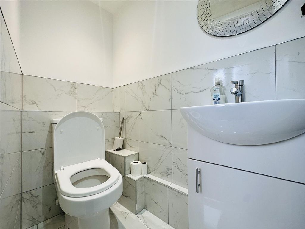 Additional image 9 of 4 bed terraced house for saleBarrow Road, Sileby, Loughborough LE12