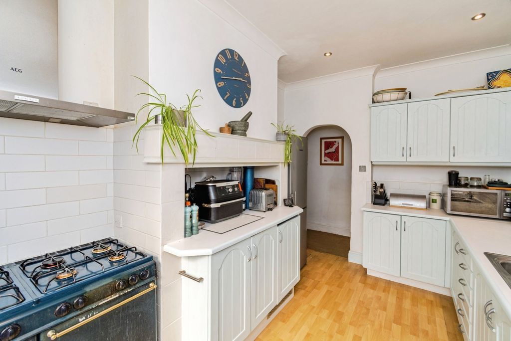 Additional image 5 of 3 bed semi-detached house for saleHill Lane, Bassett, Southampton, Hampshire SO15