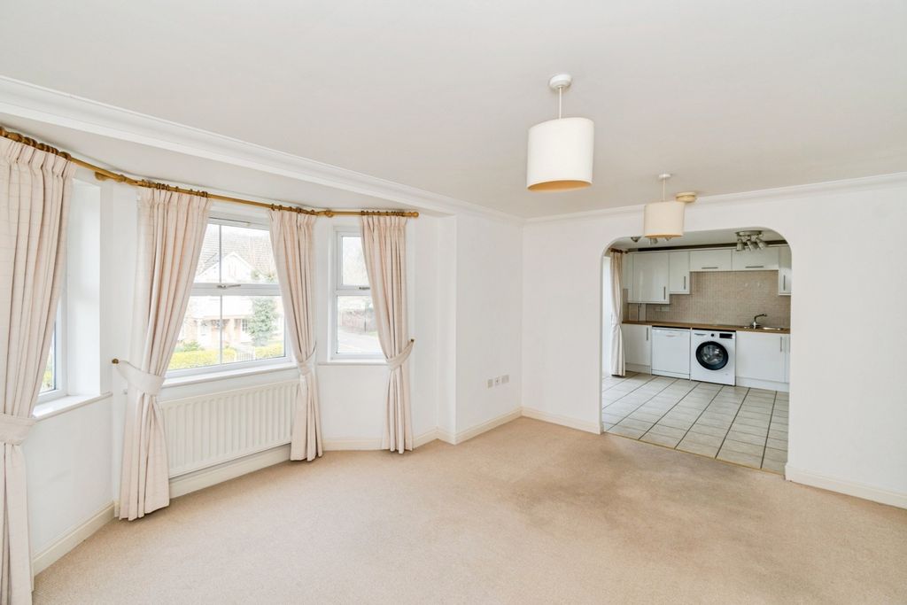 Additional image 2 of 2 bed flat for saleMarshall Square, Banister Park, Southampton, Hampshire SO15
