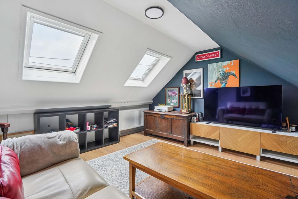 Additional image 16 of 5 bed detached bungalow for saleDucklington Lane, Witney OX28