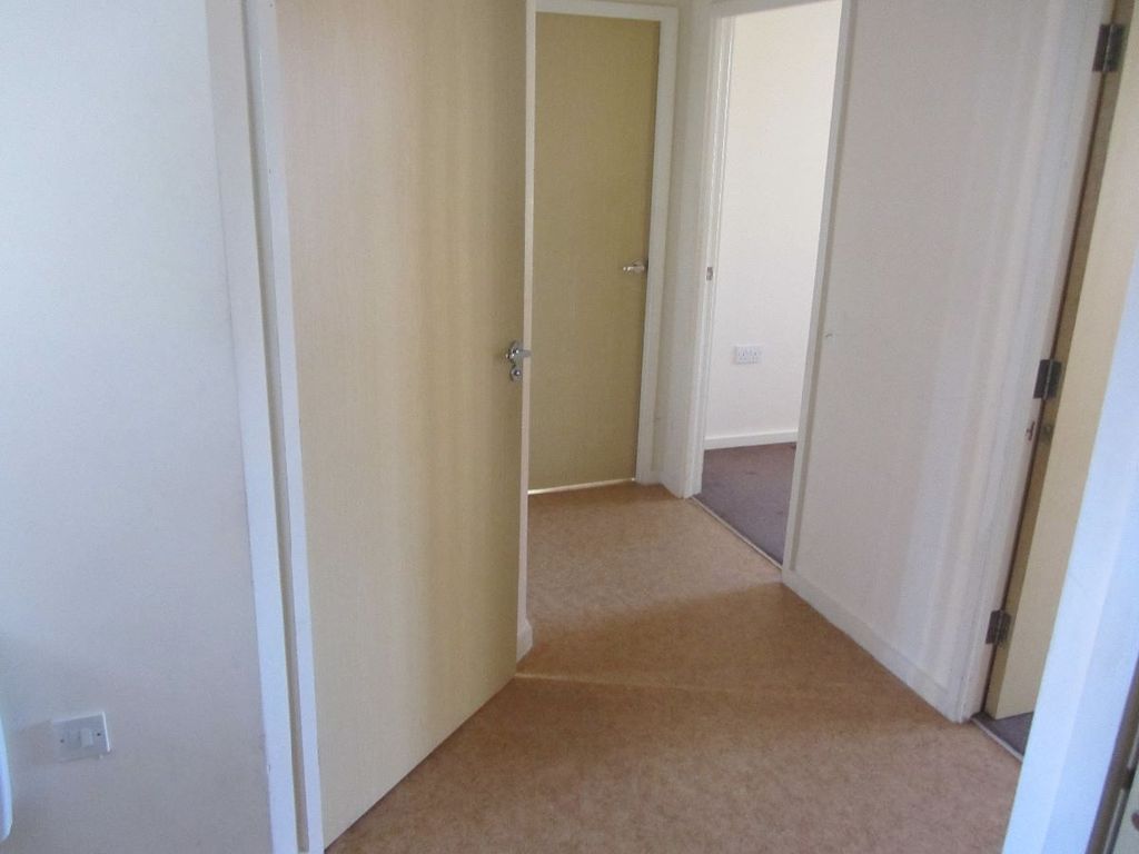 Additional image 8 of 2 bed flat for saleApartment, Brompton Road, Hamilton LE5