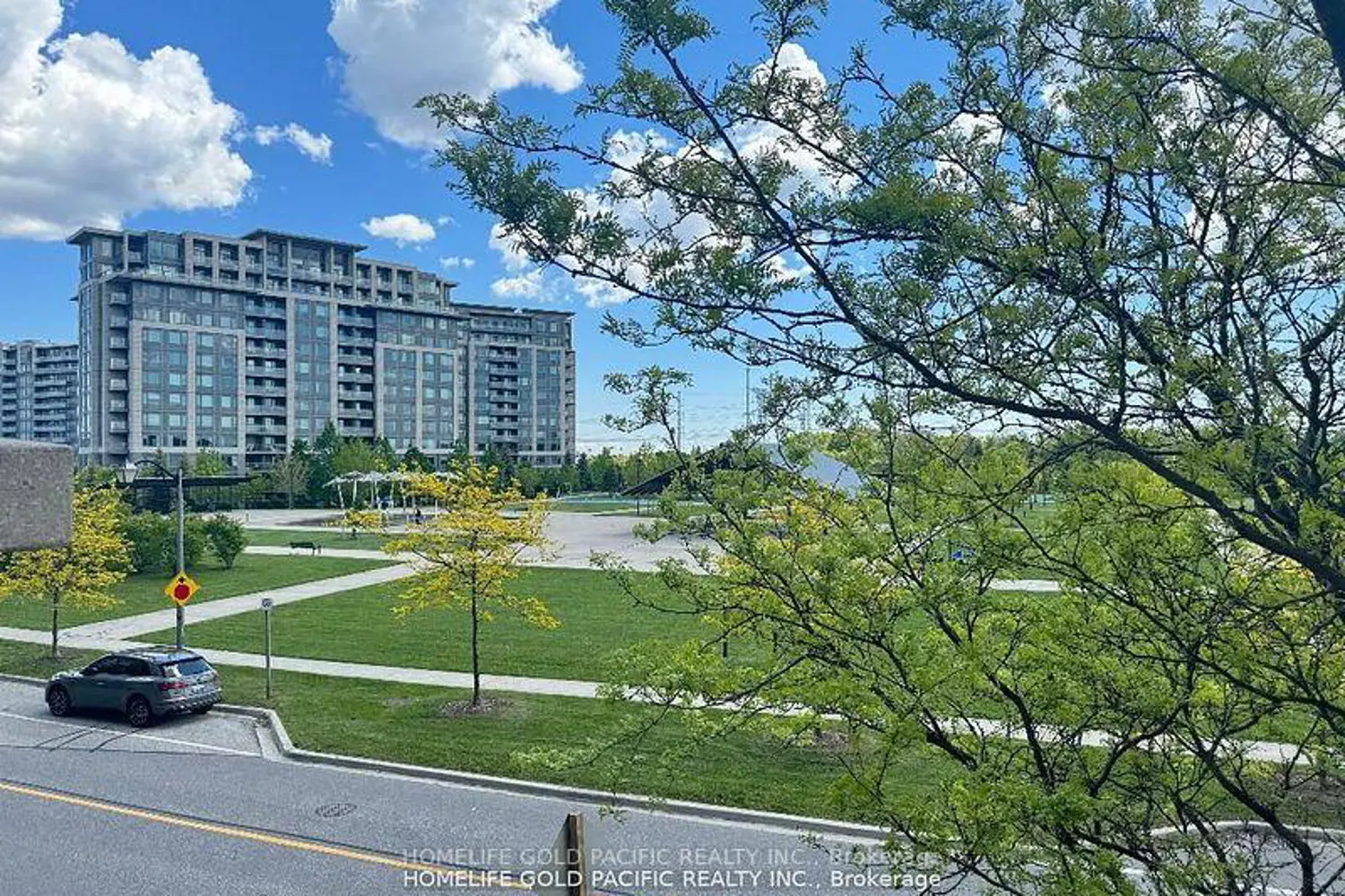 37 Galleria Parkway 207