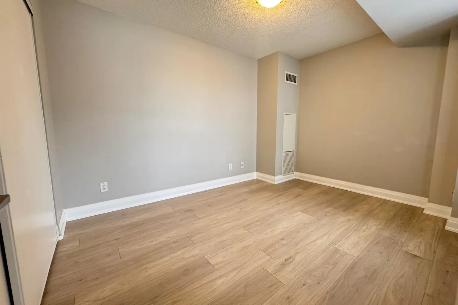 Additional image 11 of 37 Galleria Parkway 207
