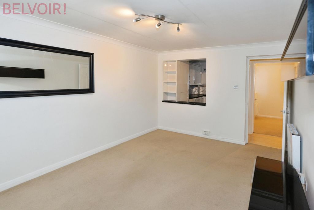 Additional image 4 of 2 bed flat for saleNorthlands Road, Southampton SO15