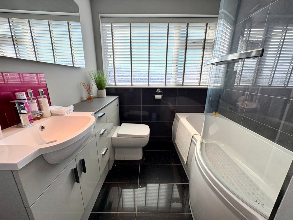 Additional image 13 of 4 bed detached house for saleMalling Avenue, Broughton Astley, Leicester LE9