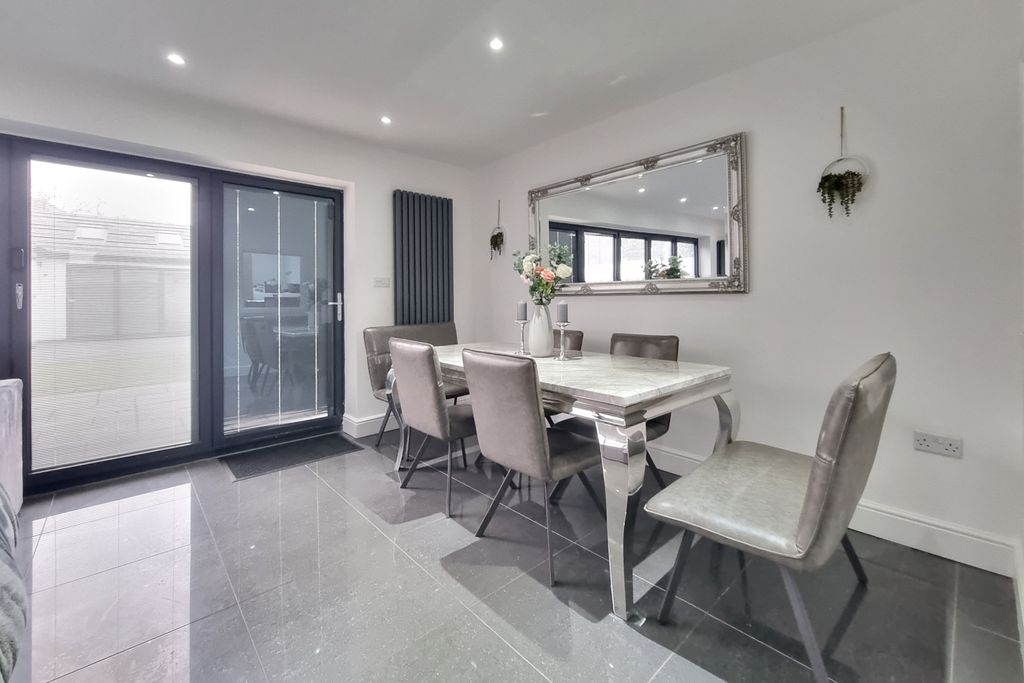 Additional image 9 of 5 bed end terrace house for saleCopnor, Portsmouth PO2