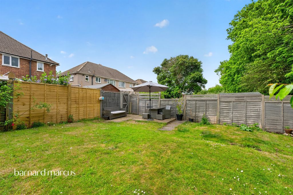 Additional image 16 of 2 bed maisonette for saleArdrossan Gardens, Worcester Park KT4