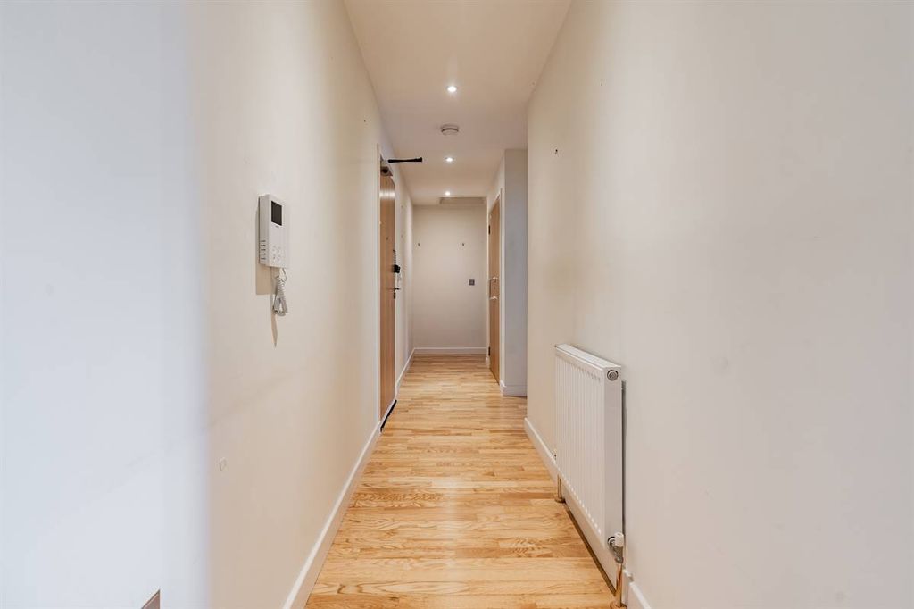 Additional image 7 of 2 bed flat for saleGraystone Road, Tankerton, Whitstable CT5