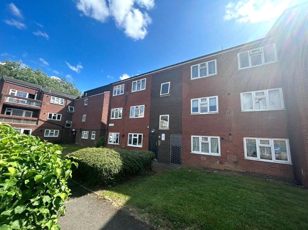 2 bed flat for salePeel Drive, Loughborough, Leicestershire LE11