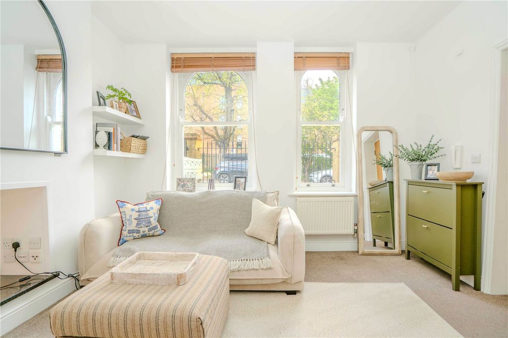 Additional image 8 of 1 bed flat for saleNorth Road, Richmond TW9