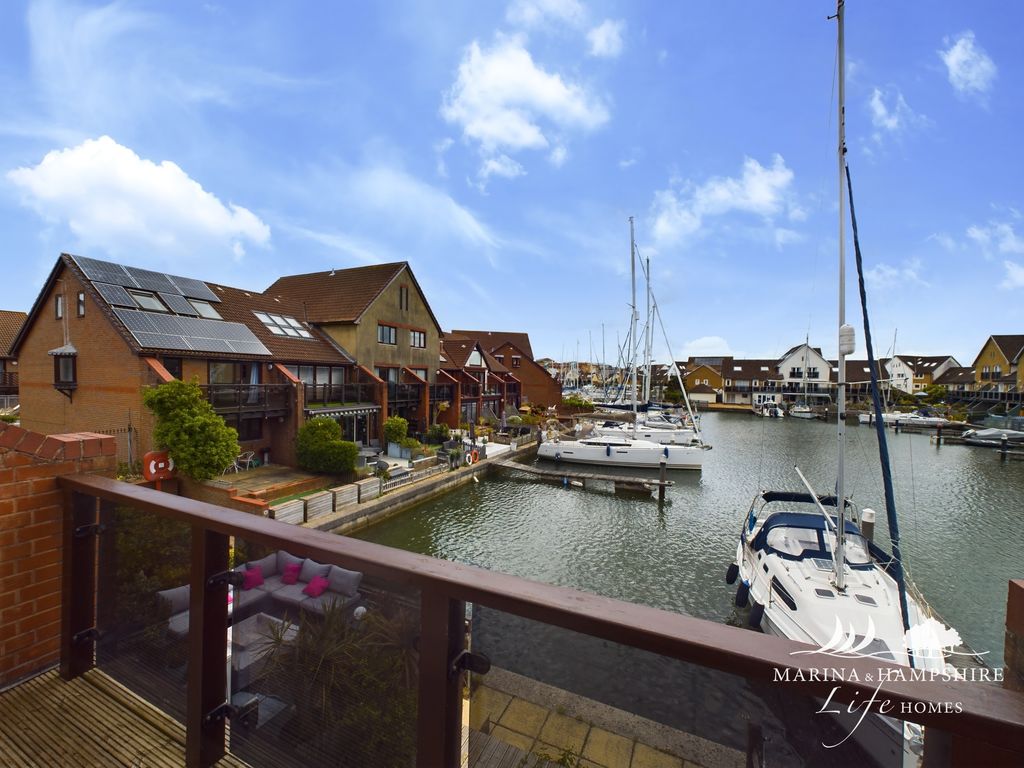 Additional image 24 of 3 bed terraced house for saleCarbis Close, Portsmouth PO6