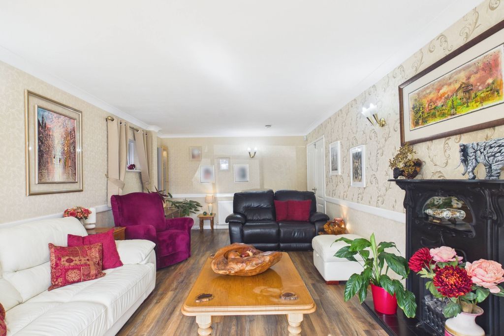 Additional image 9 of 4 bed detached house for sale14 Grove Park Burbage, Burbage, Hinckley LE10