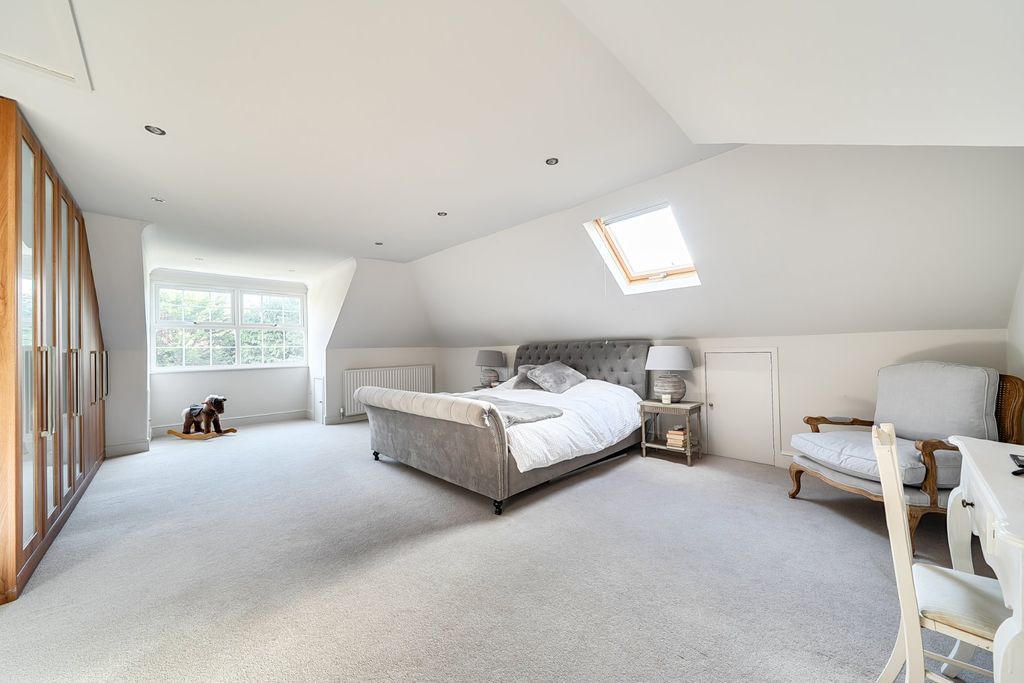 Additional image 17 of 6 bed detached house for salePyrford, Surrey GU22
