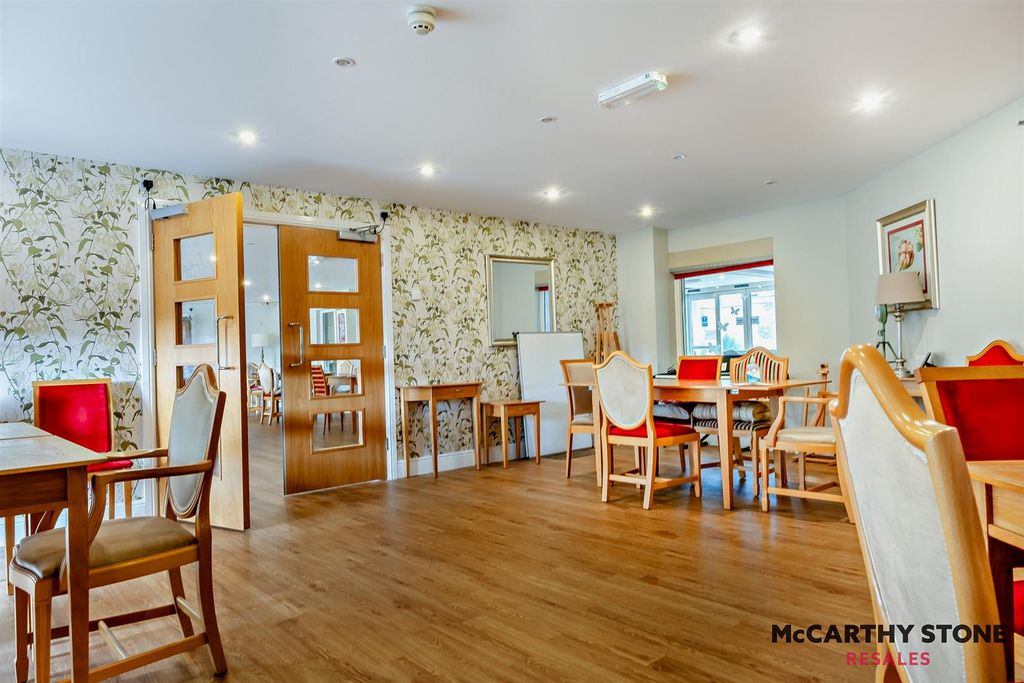 Additional image 43 of 2 bed flat for saleSomers Brook Court, Newport, Isle Of Wight PO30