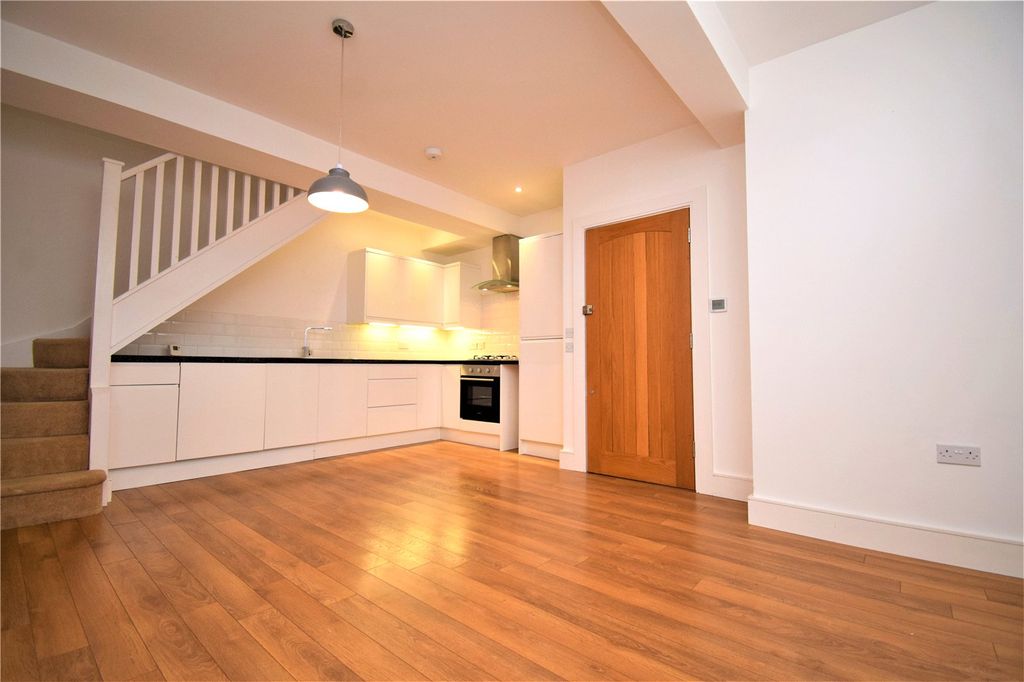 1 bed flat for saleMaldon Road, Witham CM8 photo 3