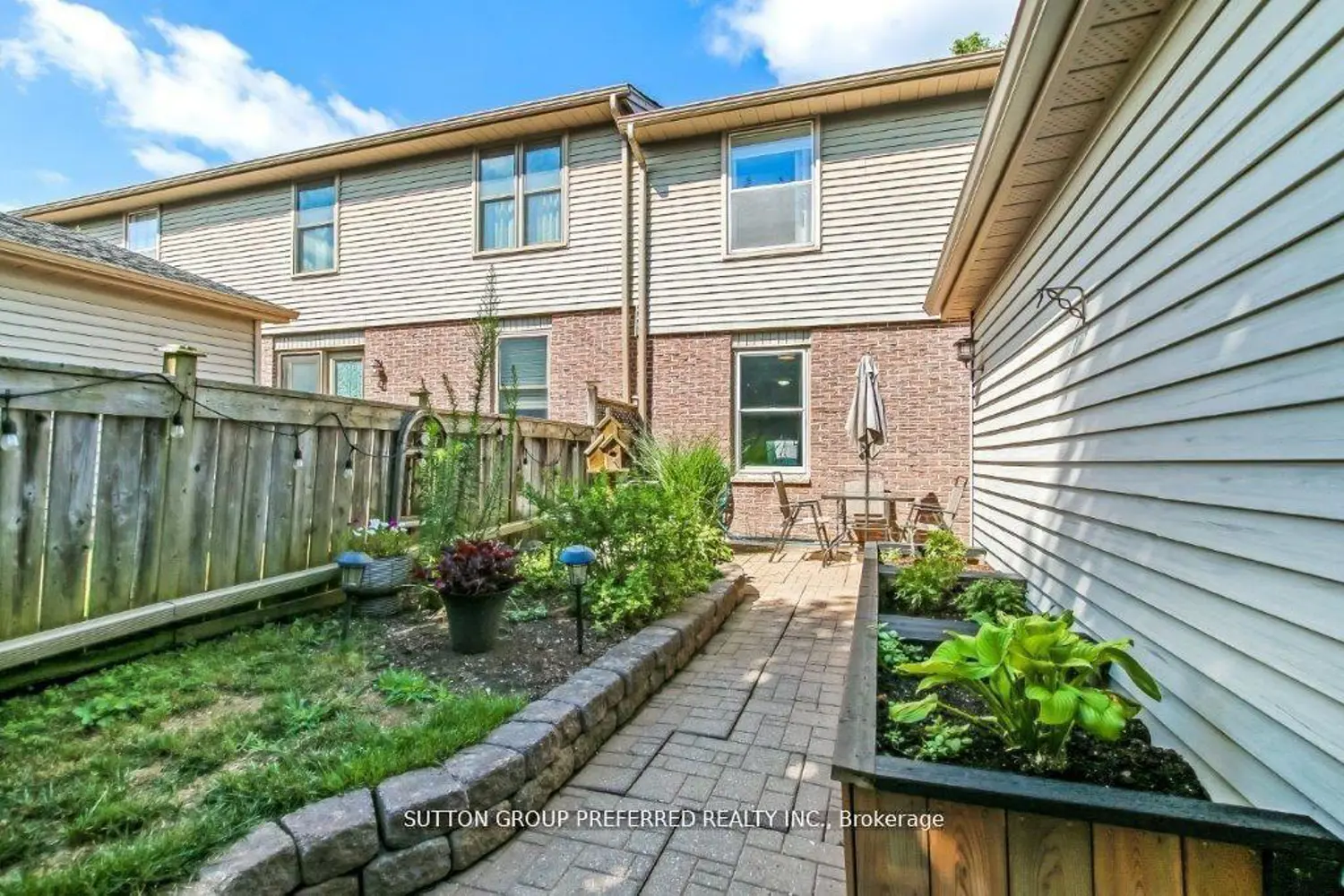 Additional image 17 of 10 Berkshire Court