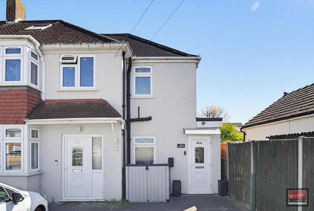 Additional image 14 of 3 bed maisonette for saleGlenfield Road, Ashford TW15