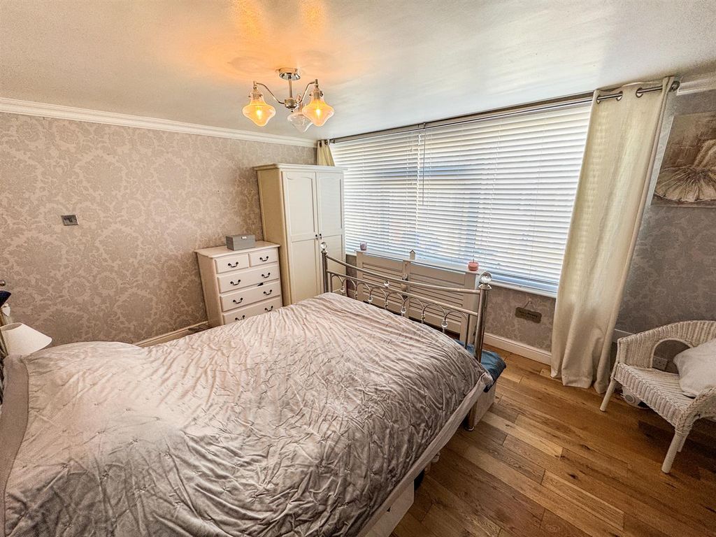 Additional image 14 of 4 bed town house for saleCarron Close, Corby NN17