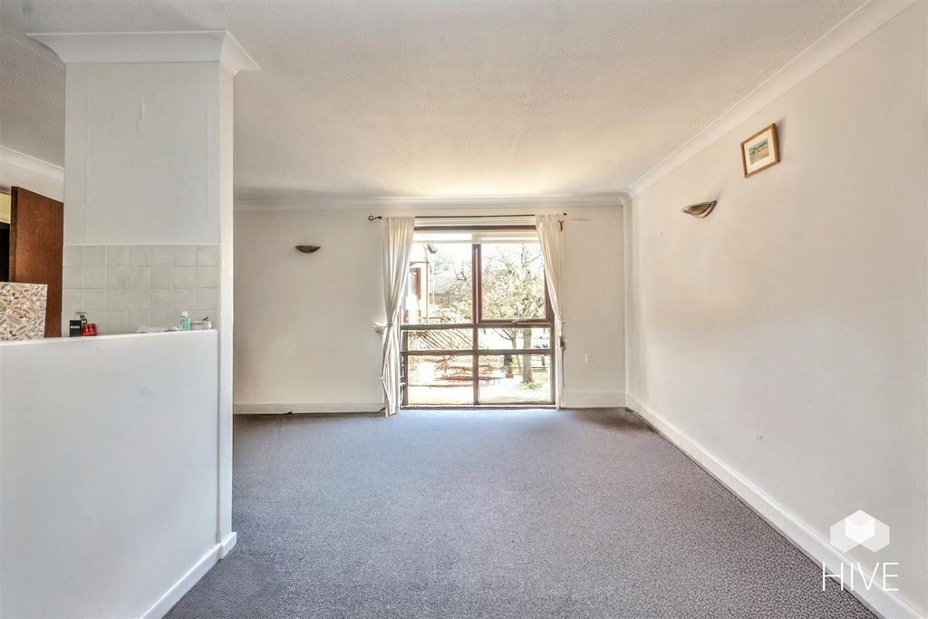 Additional image 5 of 1 bed flat for saleAllenview Road, Wimborne BH21