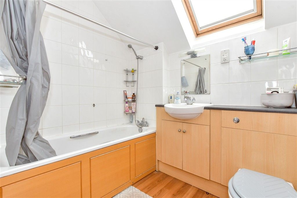 Additional image 5 of 1 bed flat for saleStubbington Avenue, Portsmouth, Hampshire PO2