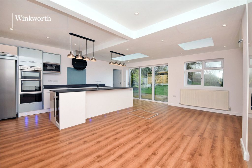 Additional image 2 of 5 bed semi-detached house for saleSt. Clair Drive, Worcester Park KT4