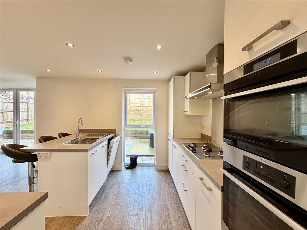 Additional image 7 of 4 bed detached house for saleStanley Drive, Sileby, Loughborough LE12