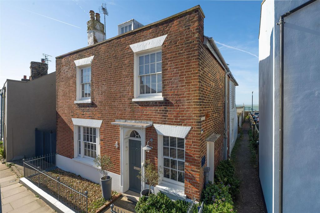 Additional image 27 of 5 bed detached house for saleIsland Wall, Whitstable CT5