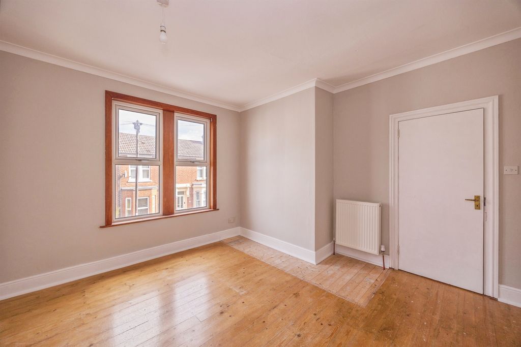 Additional image 17 of 6 bed terraced house for saleTelephone Road, Southsea PO4