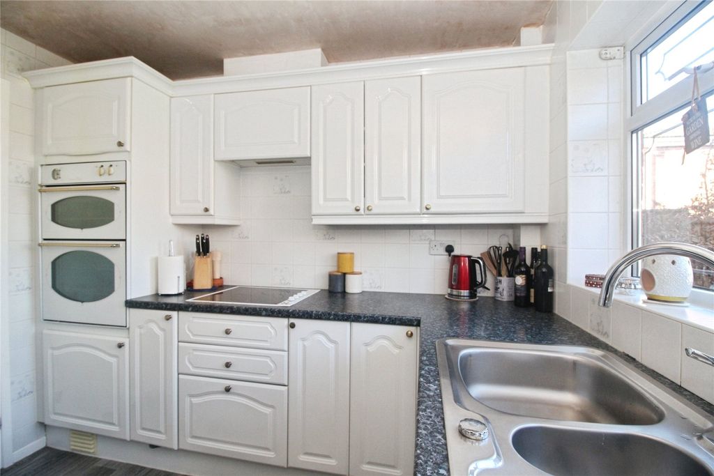 Additional image 9 of 4 bed detached house for saleSaffron Close, Barwell, Leicester, Leicestershire LE9