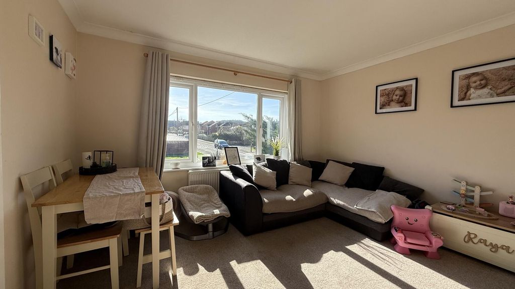 Additional image 6 of 2 bed maisonette for saleThe Hollows, Newport PO30
