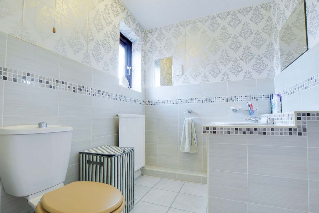 Additional image 13 of 4 bed detached house for saleBurnham Drive, Whetstone, Leicester LE8