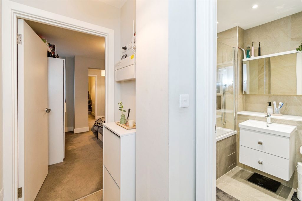 Additional image 6 of 1 bed maisonette for saleRomsey Road, Southampton SO16