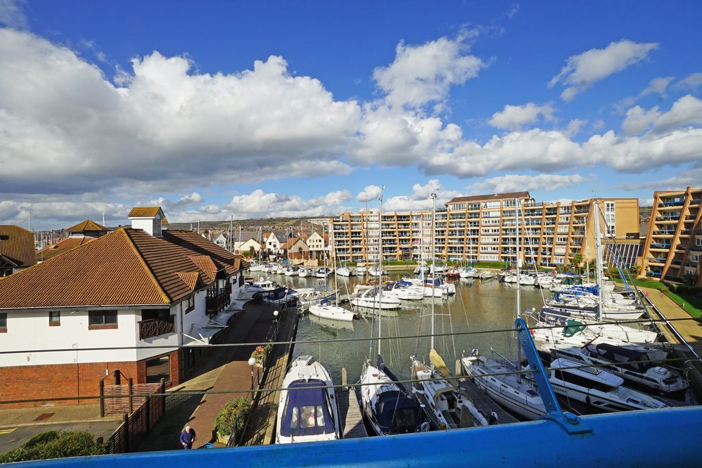 Additional image 29 of 2 bed flat for salePort Solent, Portsmouth PO6