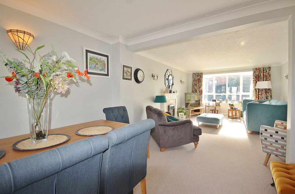 Additional image 2 of 5 bed detached house for saleUnion Way, Witney OX28