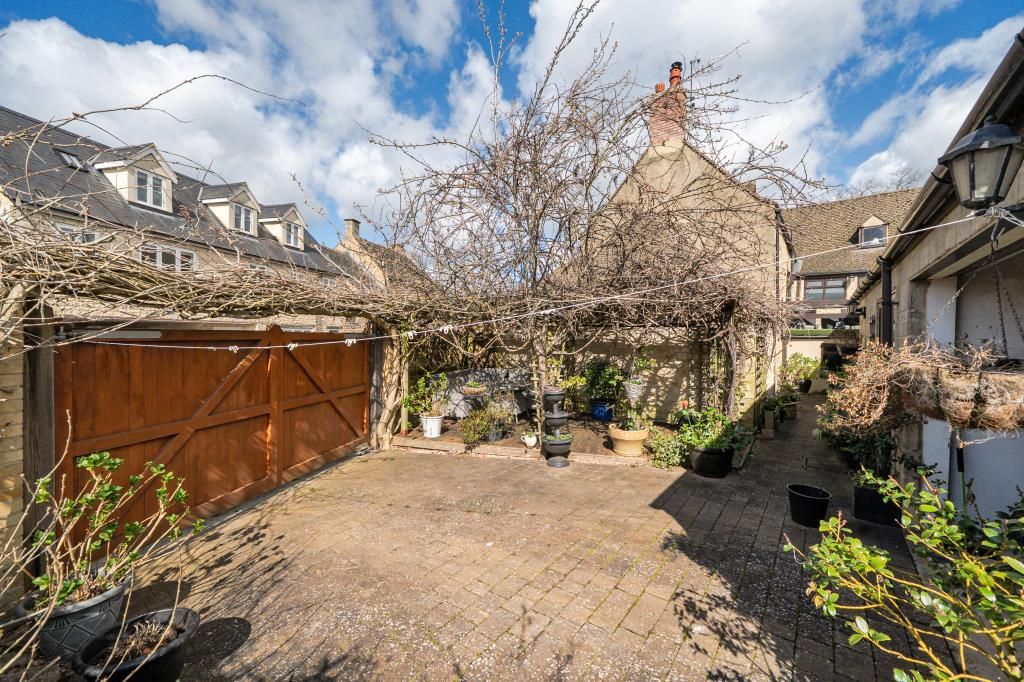Additional image 21 of 4 bed cottage for saleCorn Street, Witney OX28