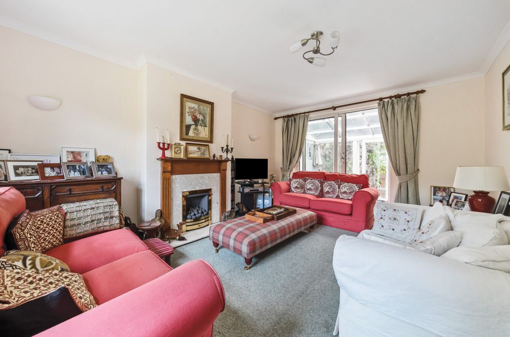 Additional image 2 of 4 bed detached house for saleHighfield Crescent, Highfield, Southampton, Hampshire SO17