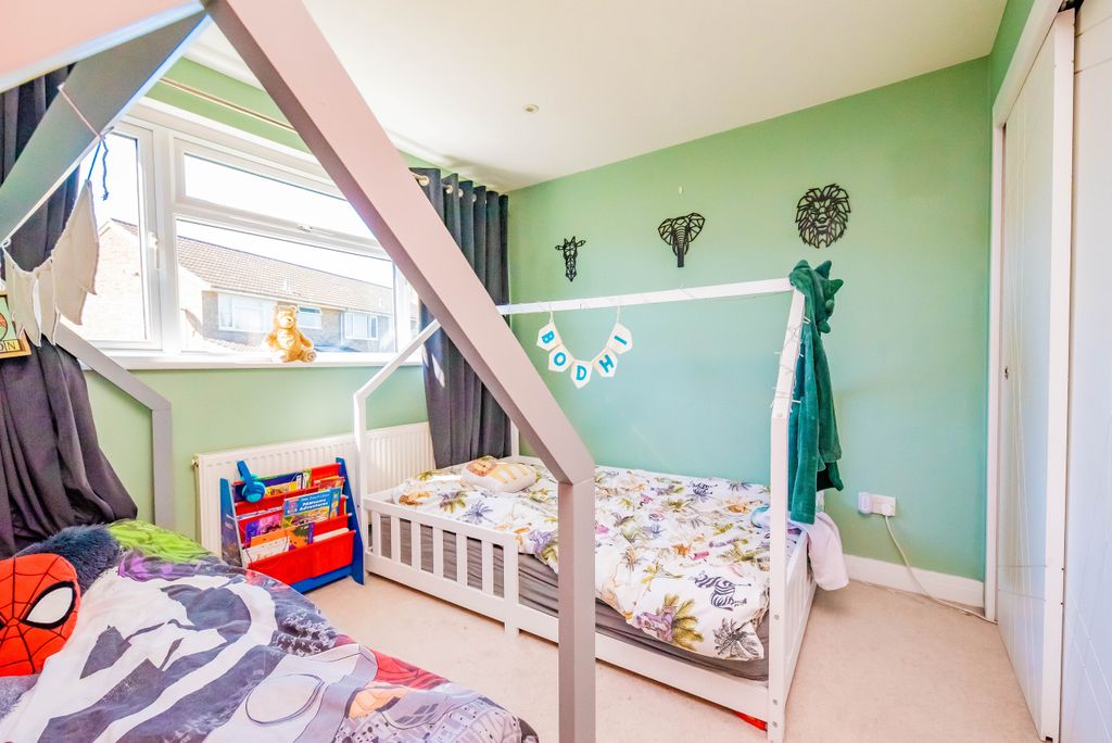 Additional image 14 of 4 bed detached house for saleBramling Avenue, Yateley, Hampshire GU46