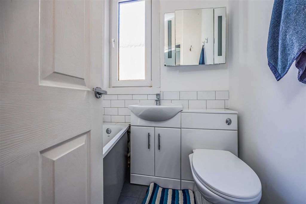 Additional image 11 of 3 bed terraced house for saleEmpshott Road, Southsea PO4
