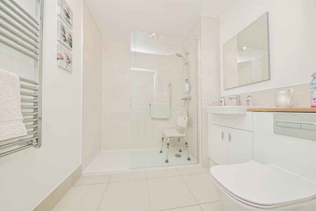 Additional image 9 of 1 bed flat for saleEagle Way, Martlesham Heath, Ipswich IP5