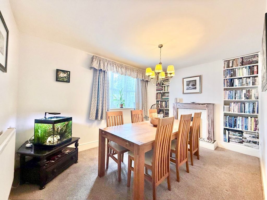 Additional image 8 of 3 bed property for saleHigh Street, Colsterworth, Grantham NG33